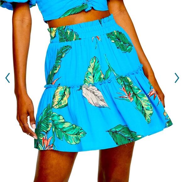 SO TURQUOISE BLUE CROP TOP W/ PUFF SLEEVES & TIERED MINI SKIRT SIZE MED SET - Picture 12 of 14